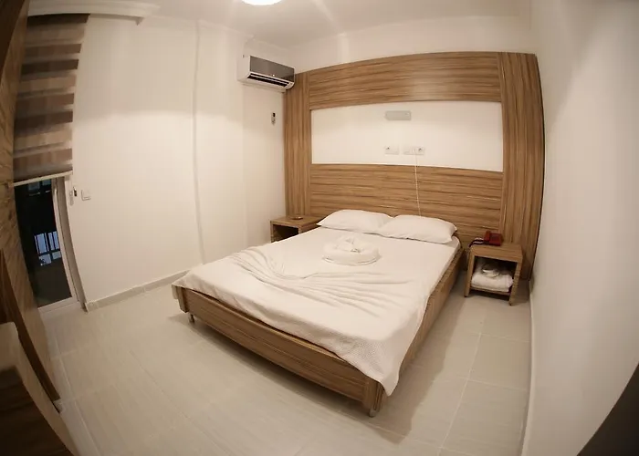 Hotel Araucaria 2*